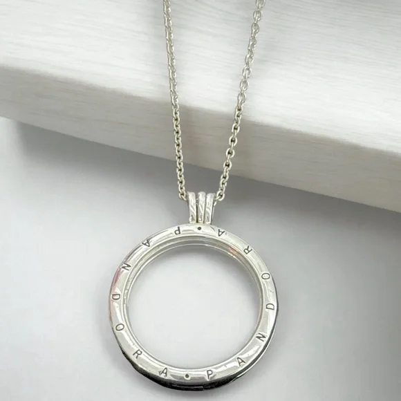 Retired Pandora Petite Memories Large Floating Locket & 2 Petite Charms - Picture 6 of 16